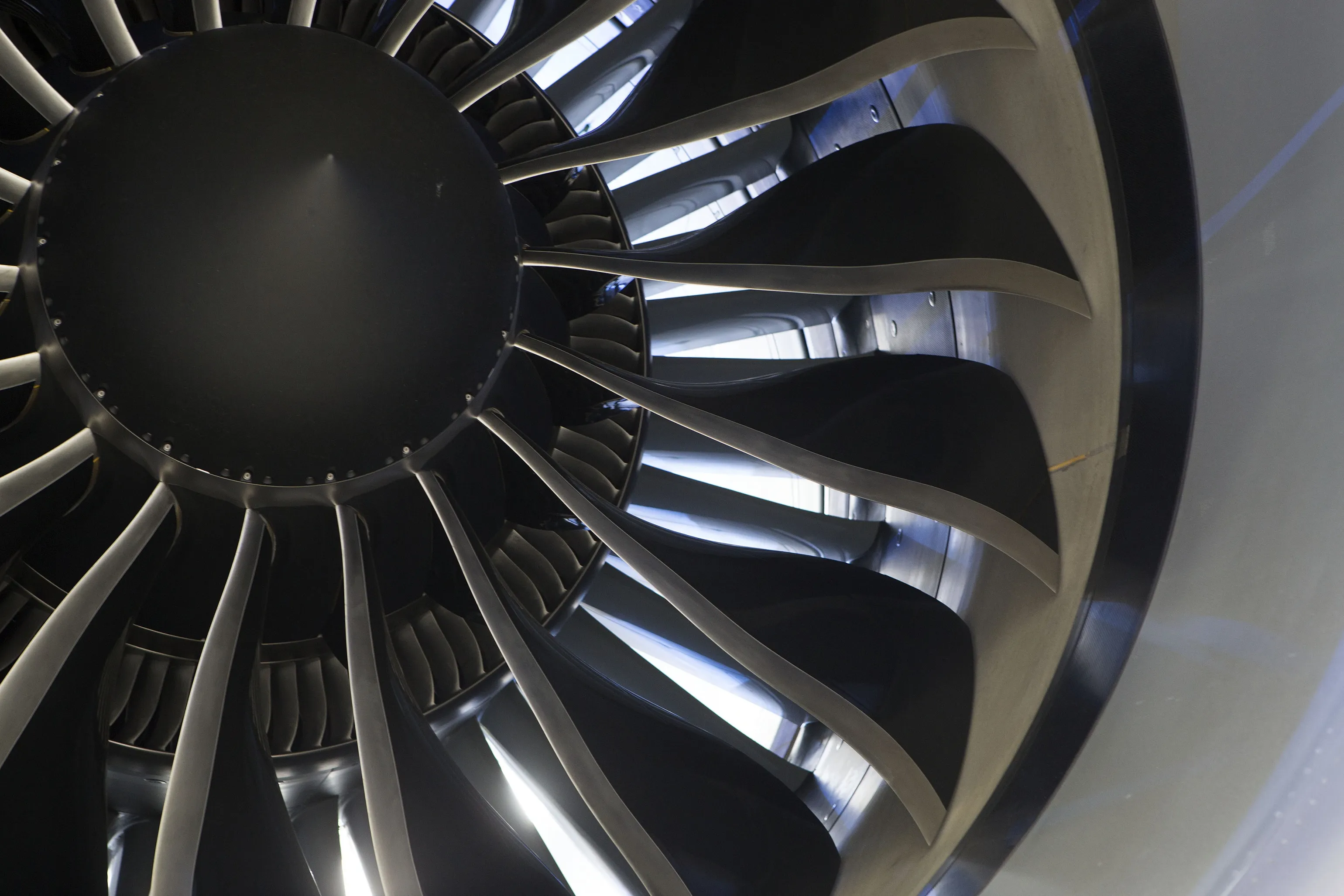 FAA's Latest Engine Inspection Order Based on Age of Fan Blades