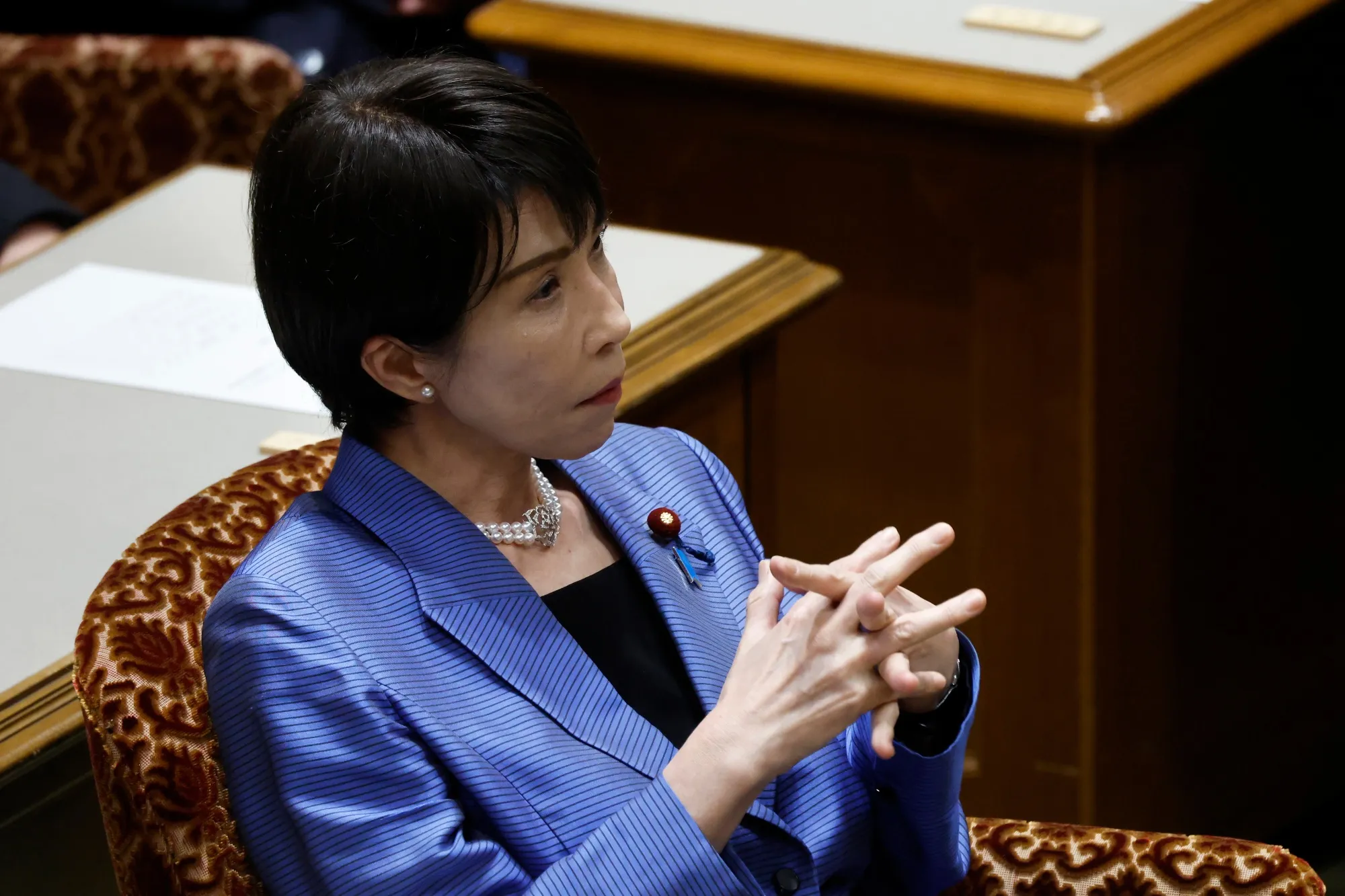 Thủ tướng Nhật Bản Sanae Takaichi tại cuộc tranh luận của các nhà lãnh đạo đảng tại Quốc hội