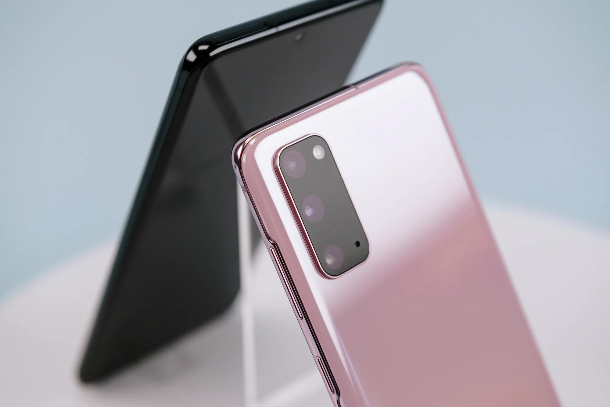 サムスン電子、最新モデル「ギャラクシーS20」シリーズ発表 - Bloomberg