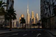 Expat Exodus to Hit Spending in Mideast's Consumer And Business Hub