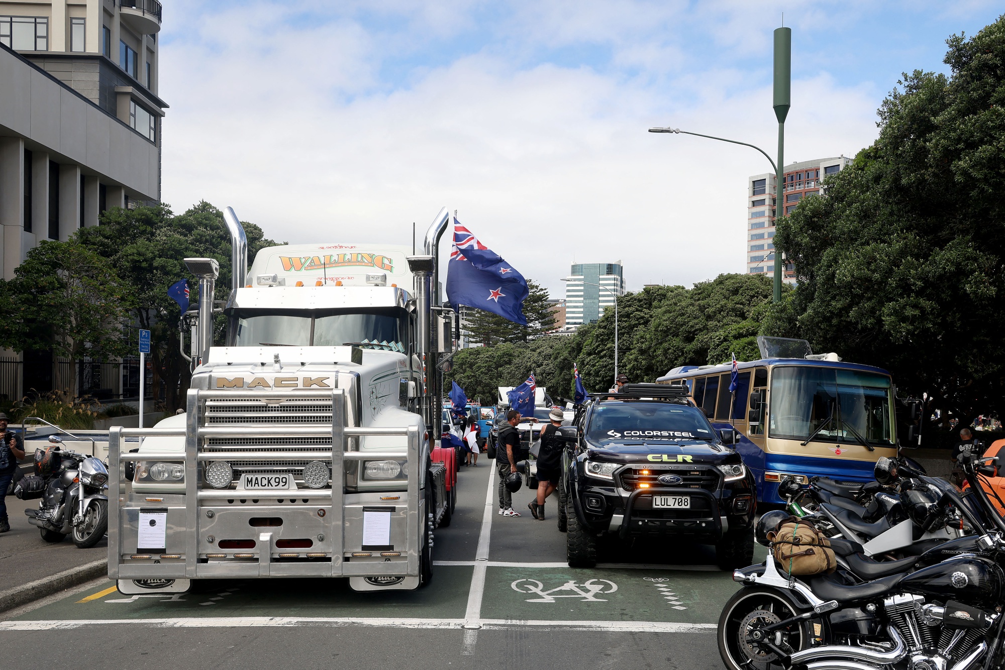 Protesters Mimic Ottawa Blockade to Disrupt New Zealand Capital - Bloomberg