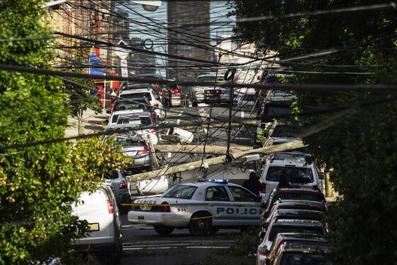 Storm-Hit New Yorkers Confront Working at Home Without Power