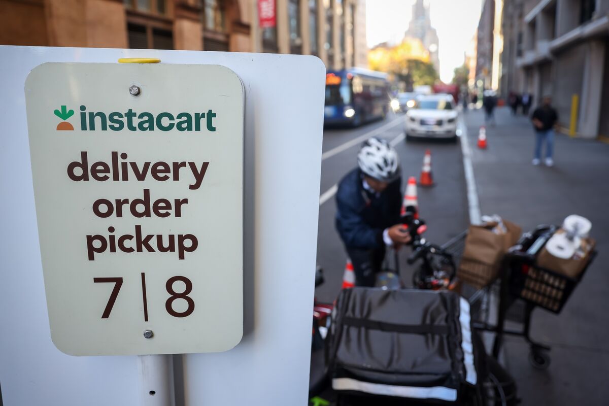DoorDash to Buy Instacart in $17 Billion Deal