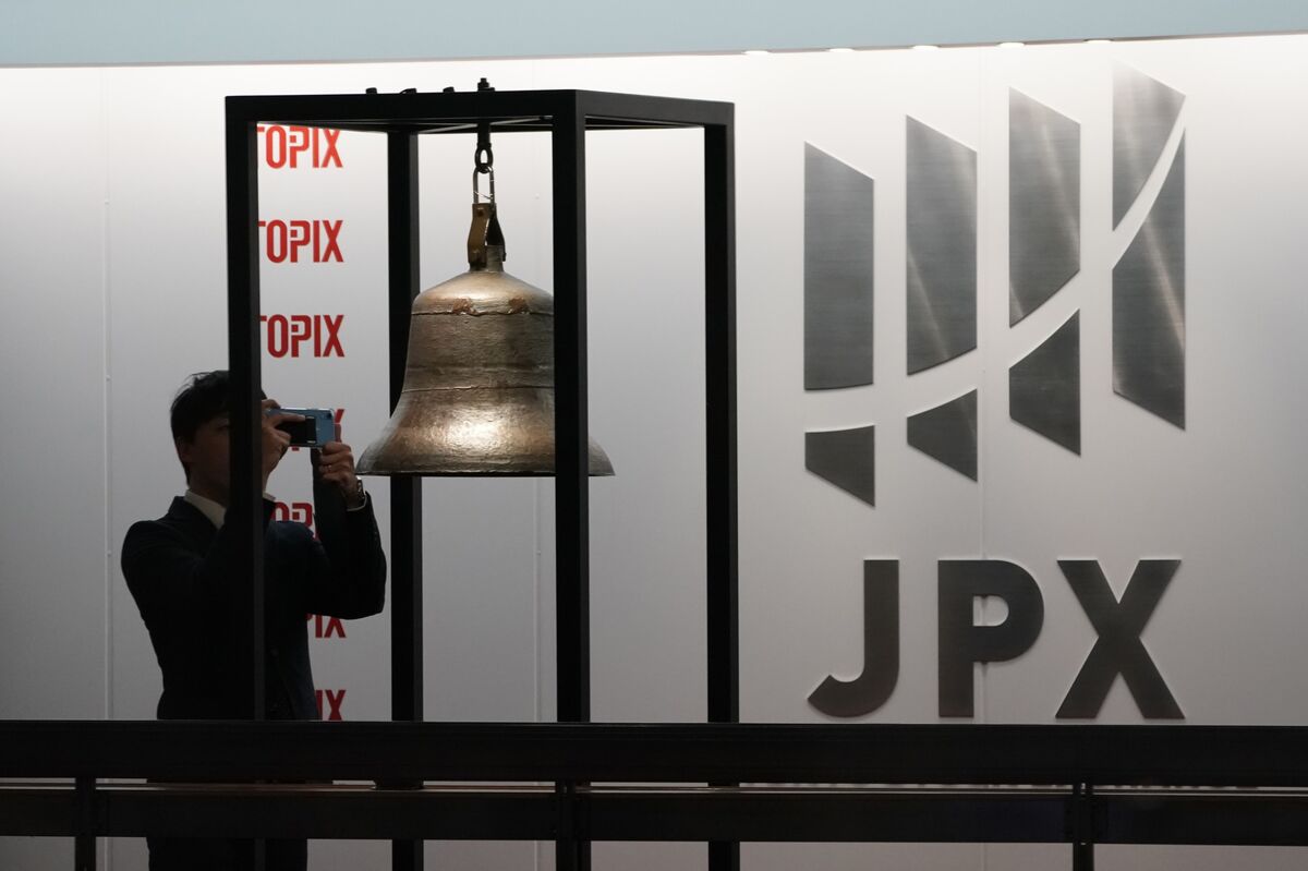 Popular Option Trade Spurs Japan Bourse to Seek New ETF Listings
