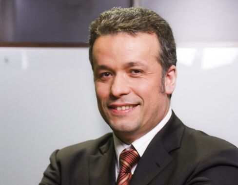 Oscar Landerretche