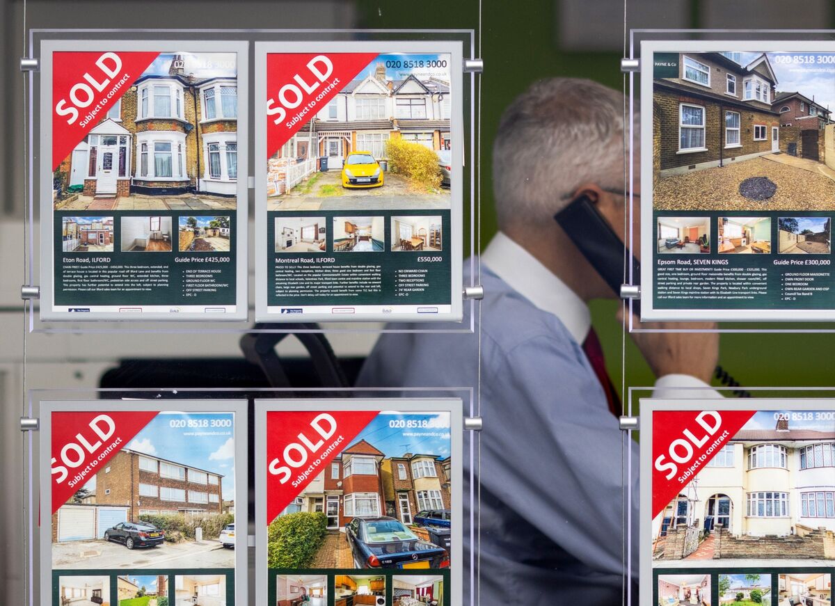 UK Mortgage Rates Stabilize Ahead of Pivotal Year for Housing Market Bloomberg