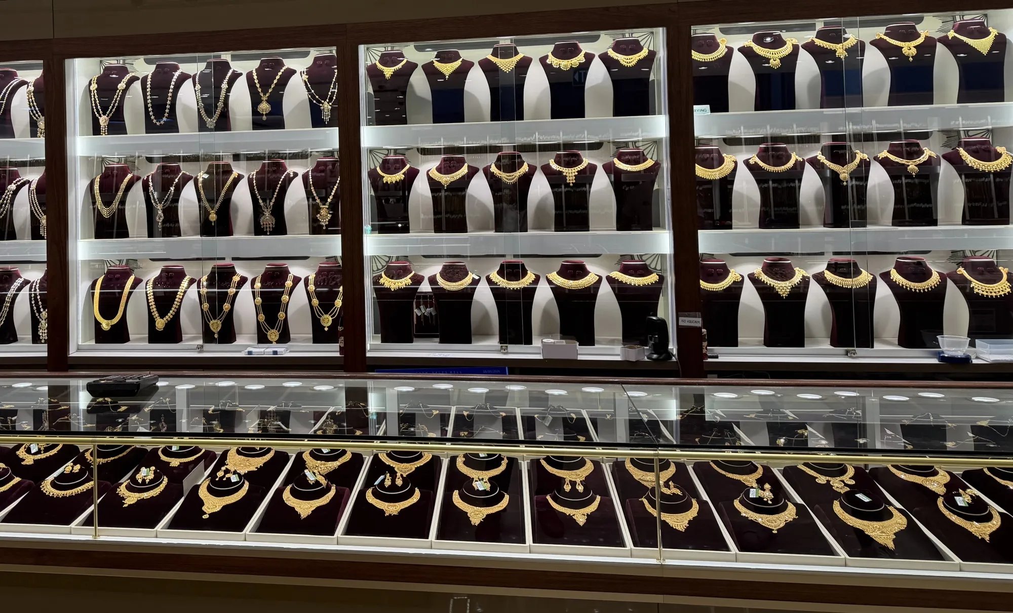 Mustafa Gold shop in Singapore.