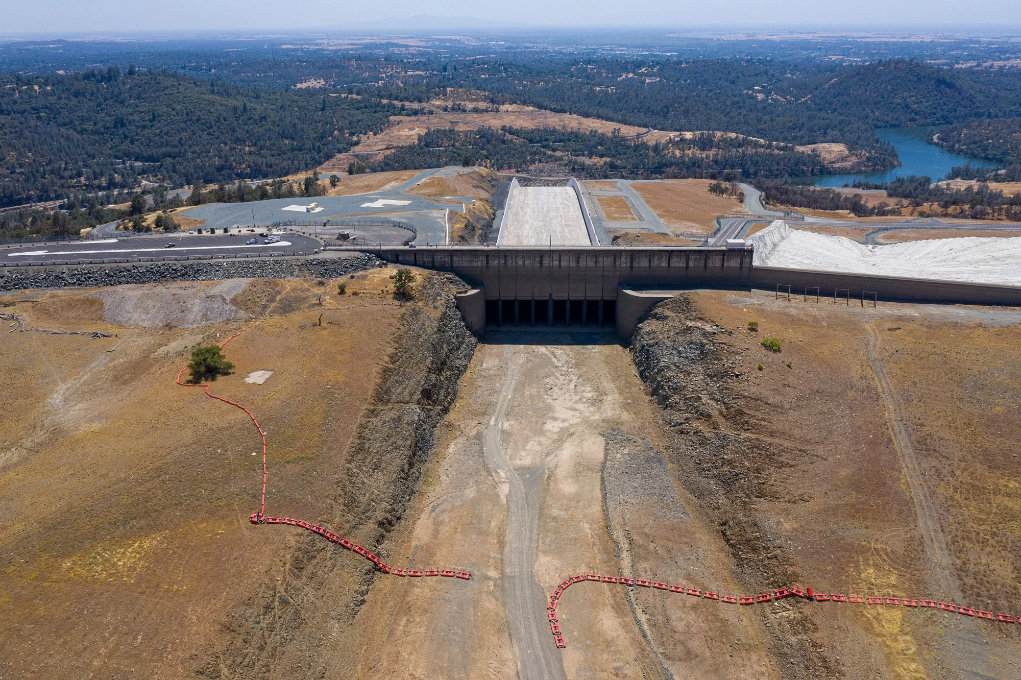 Water levels at Lake Oroville in California could drop so low this summer that the Edward Hyatt hydroelectric power plant could shut down for the first time since being built in 1967.