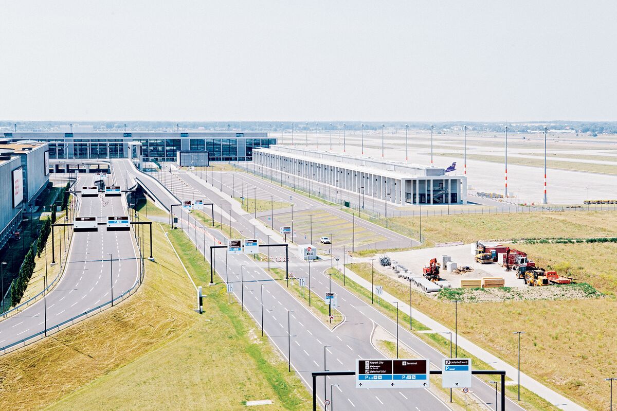 How Berlin S Futuristic Airport Became A 6 Billion Embarrassment