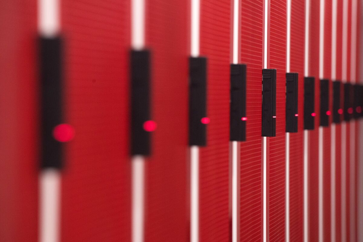 Macquarie’s Dutch Data Center Stake Sale Attracts Igneo, Orix.