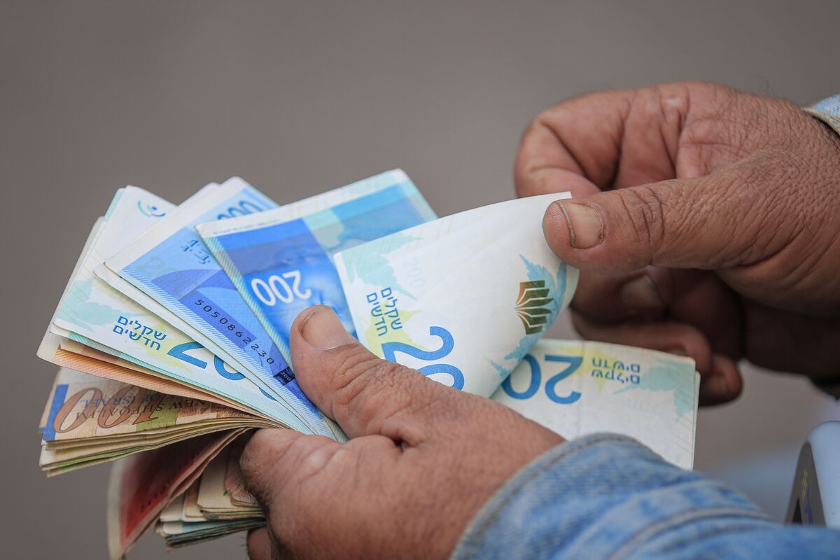bloomberg.com - Galit Altstein - Israeli Shekel at 32-Year High Is Causing Angst in Tech Industry