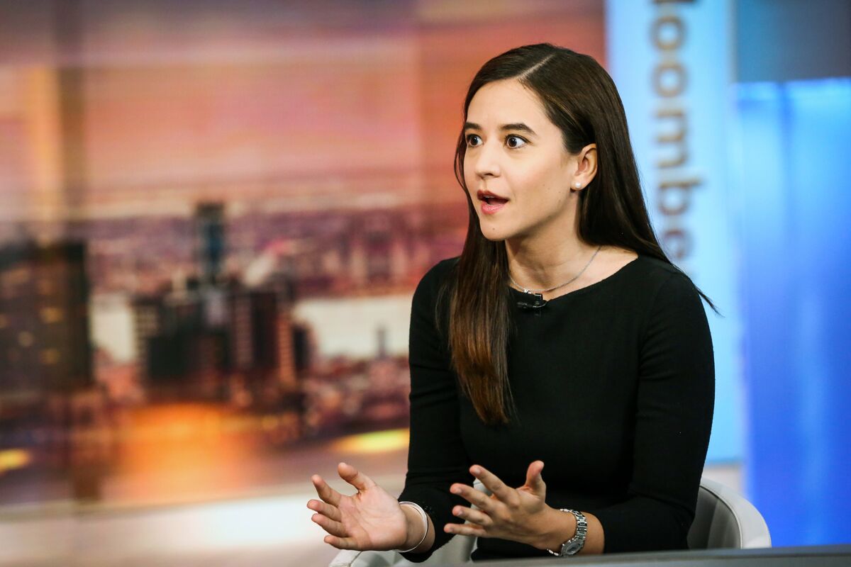 JPMorgan’s Santos Says ‘AI Tentacle’ Risk Spans Bonds and Stocks