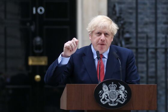 Boris Johnson Urges U.K. to Stick to Lockdown as Daily Deaths Decline