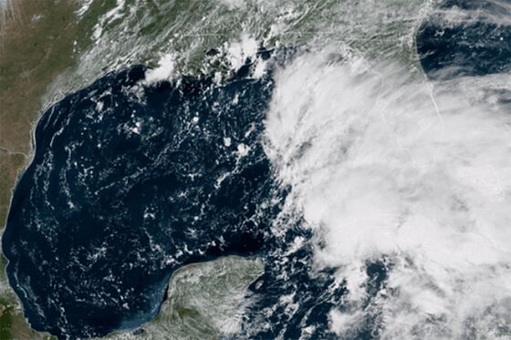 Alberto Could Strengthen Sunday as It Blows Across Gulf to U.S.