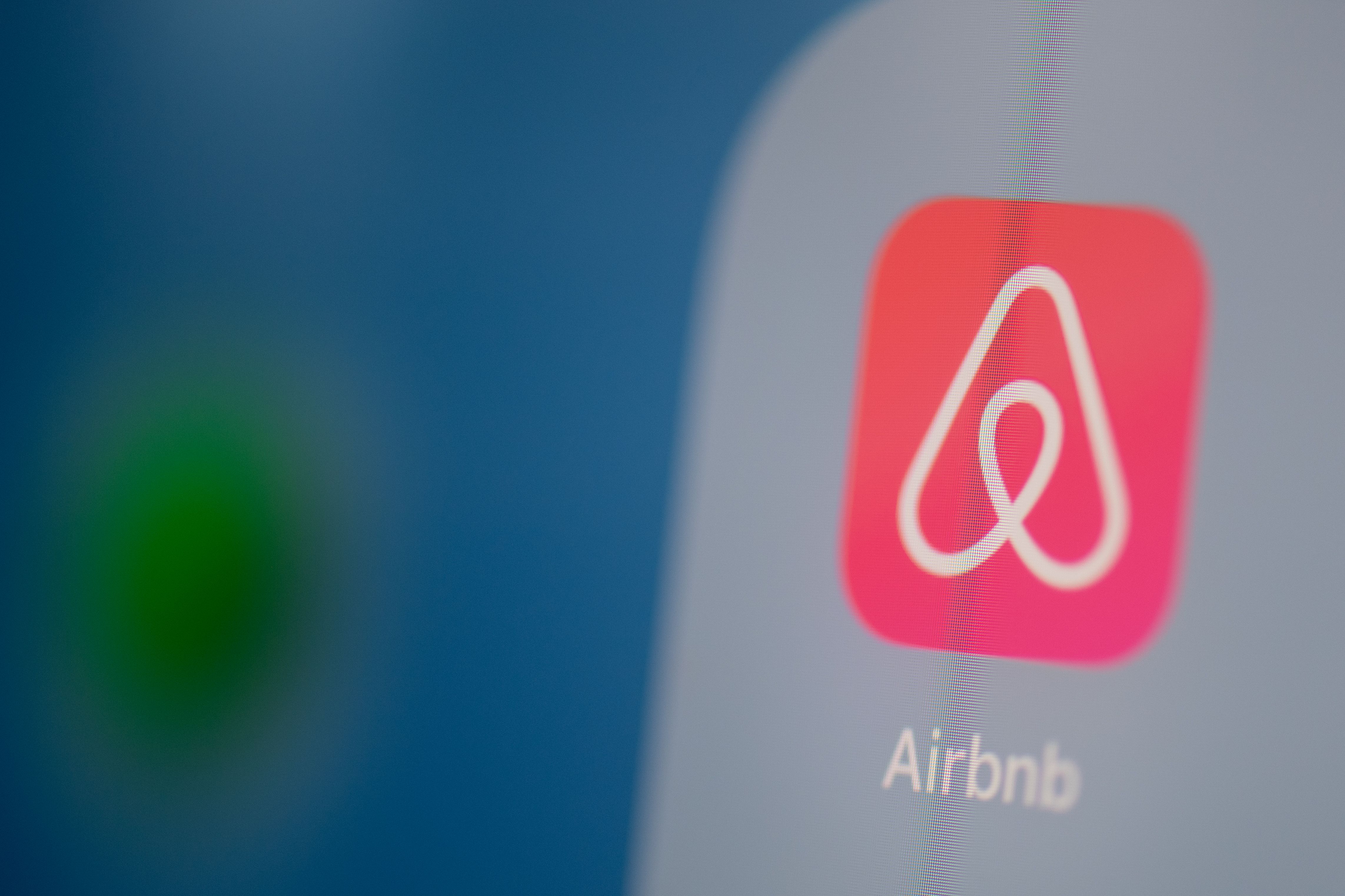 Airbnb Isn't Uber, Says European Court Of Justice - Bloomberg