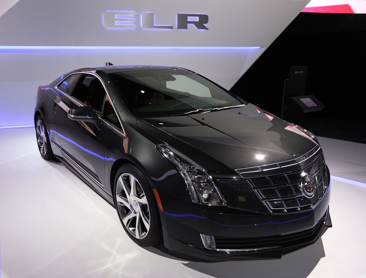 Cadillac ELR Coupe: A Shrinking Price on an Unloved ...