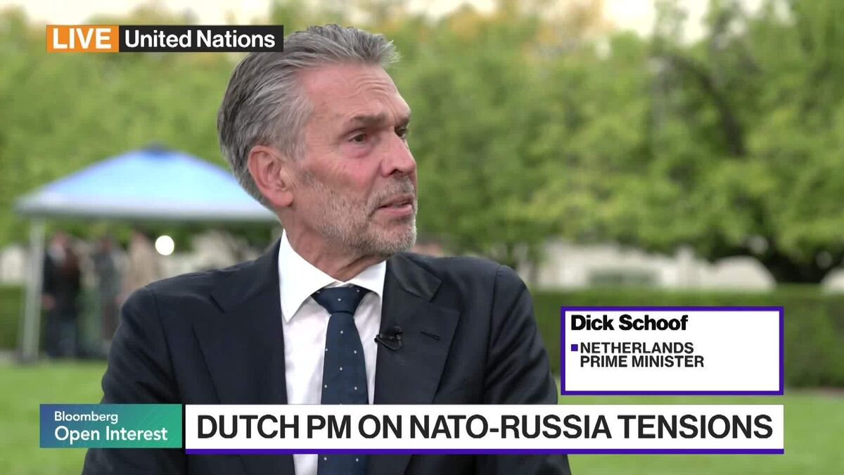 Russia Takes Risk of Jets Being Shot Down, Dutch PM Says