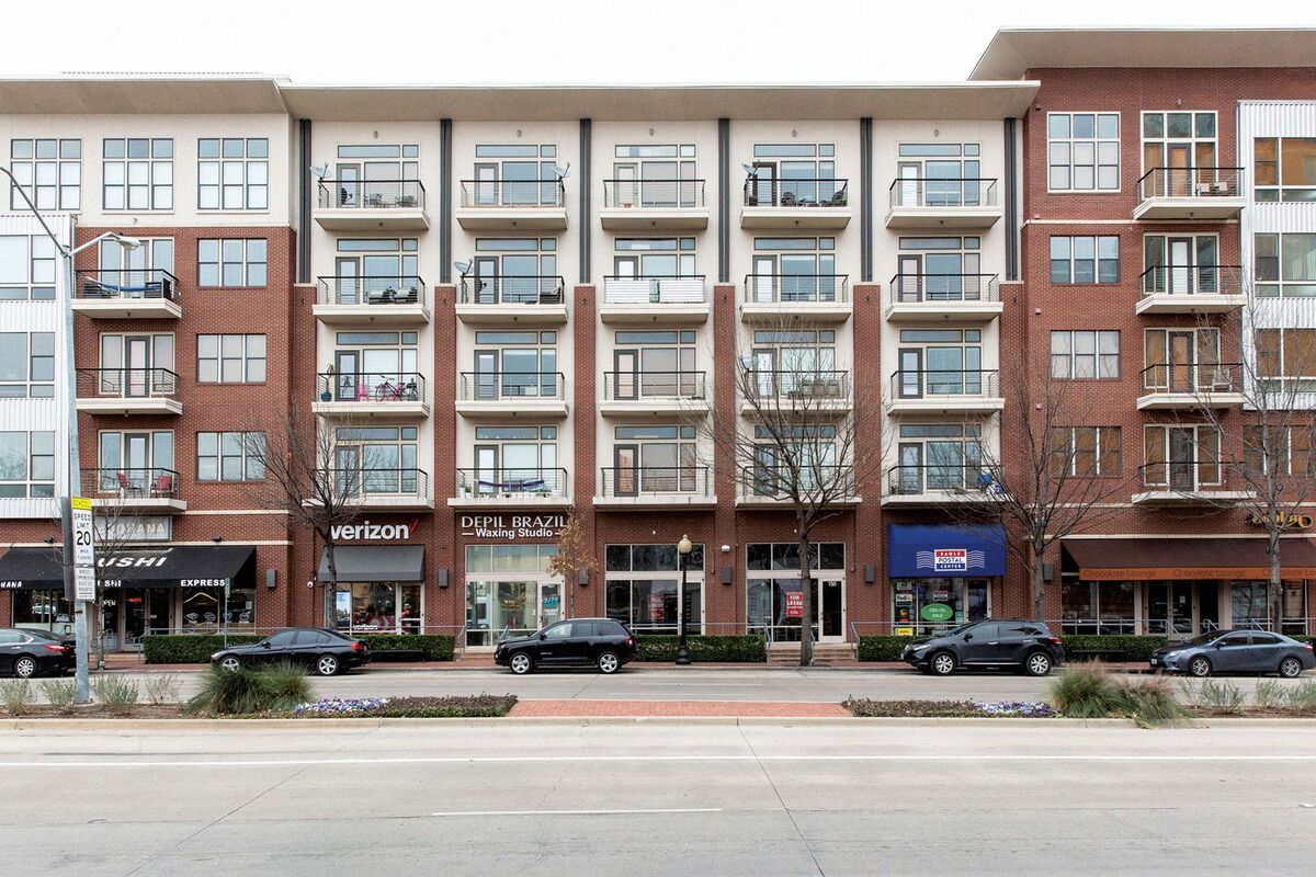 Apartments Near Hollywood Boulevard