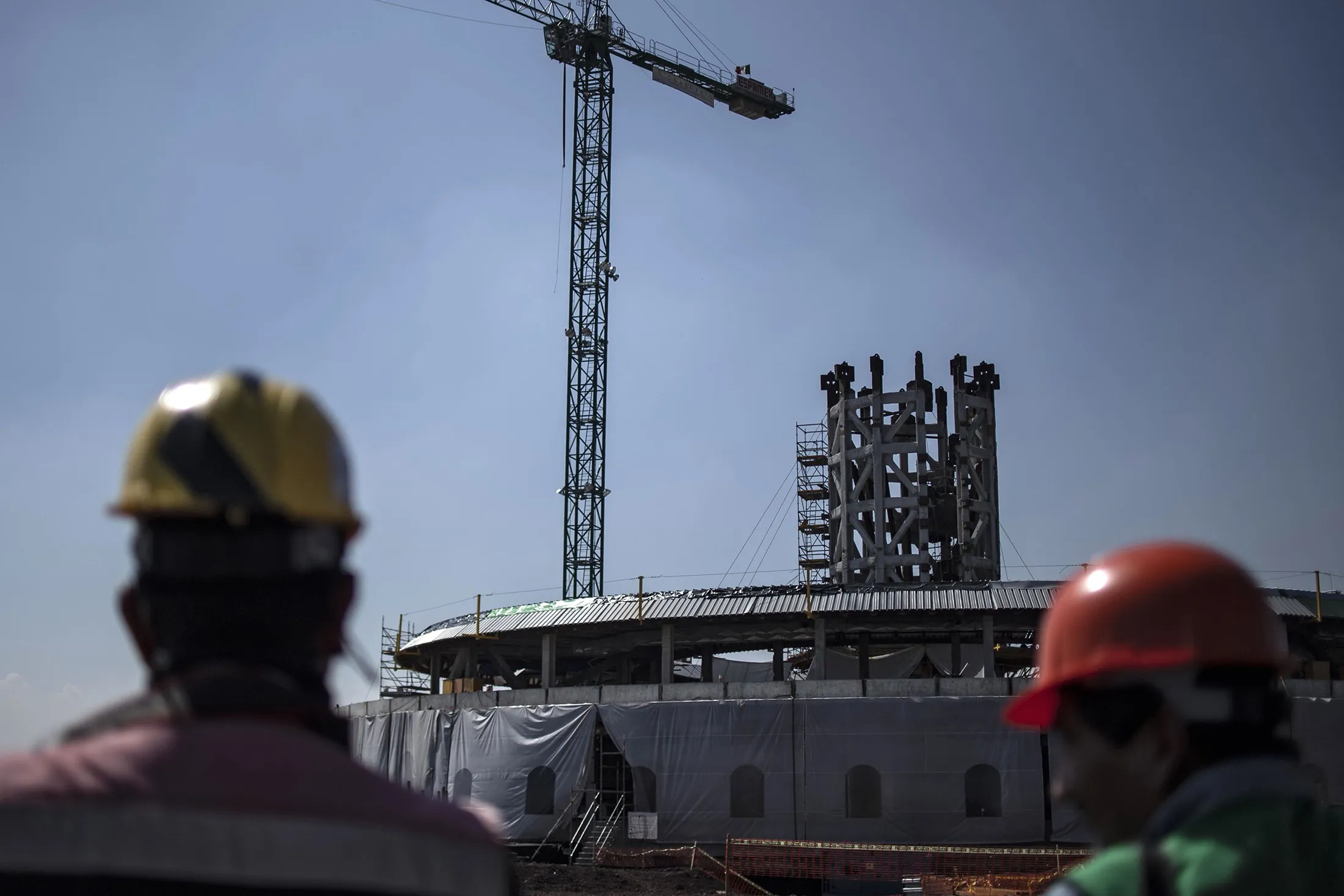 Contractors on the construction site of the control tower at Mexico City's new airport in 2018.