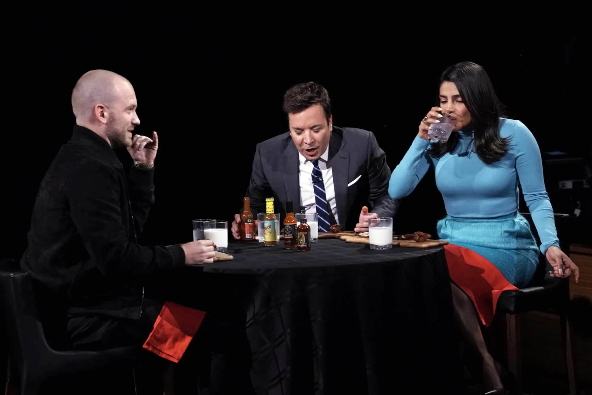 Netflix (NFLX) in Talks for 'Hot Ones' YouTube Show to Bolster Live TV Lineup - Bloomberg