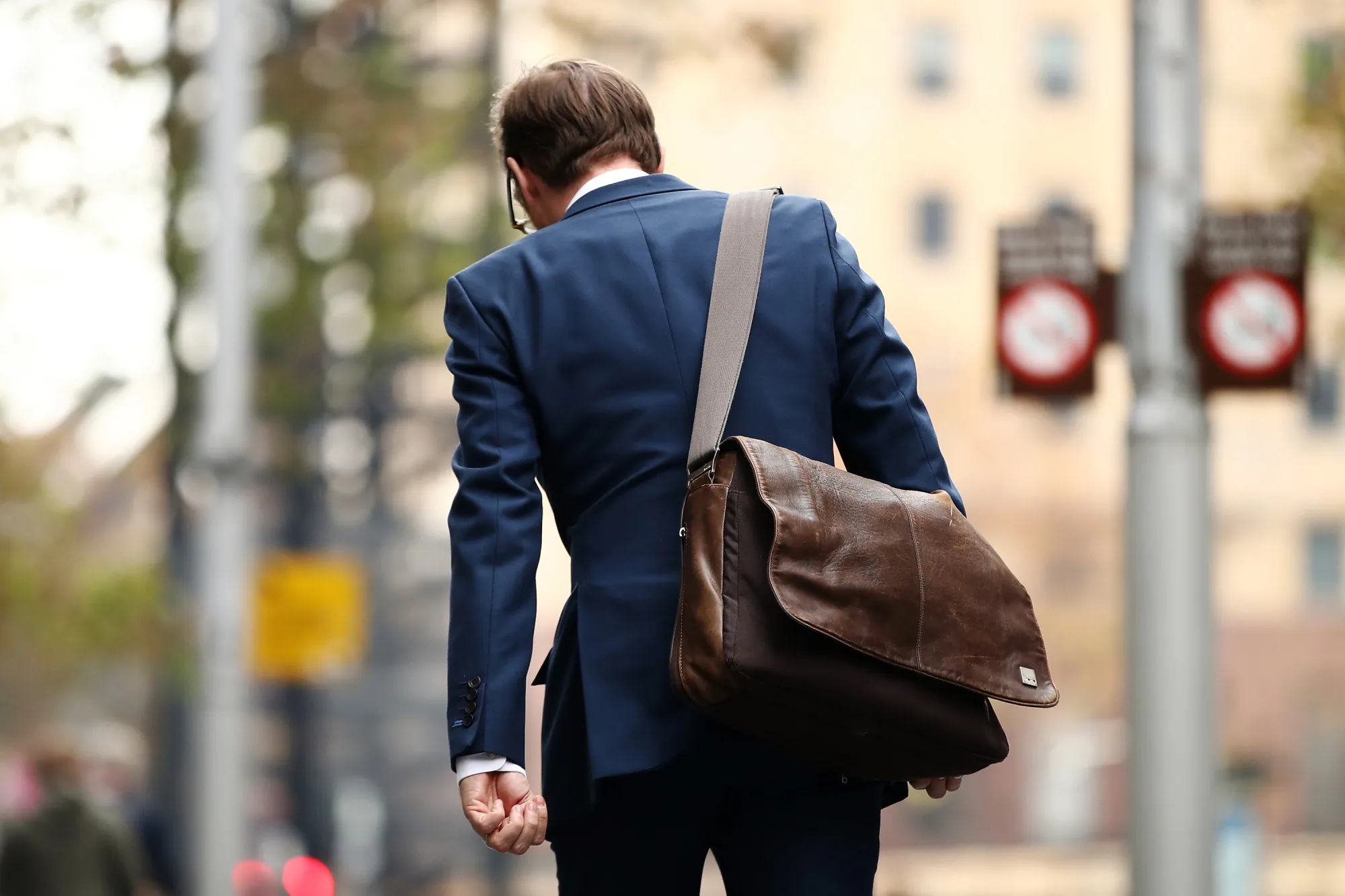 Australia is experiencing a V-shaped recovery as the relative containment of Covid-19 boosts confidence and encourages cashed-up households to spend.
