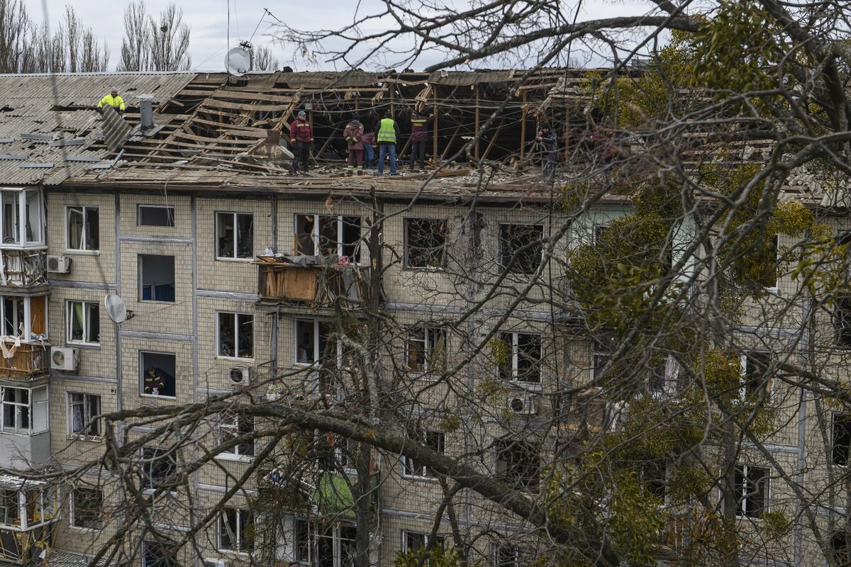 
                            Ukraine Says Chinese Satellites May Be Aiding Russian Attacks