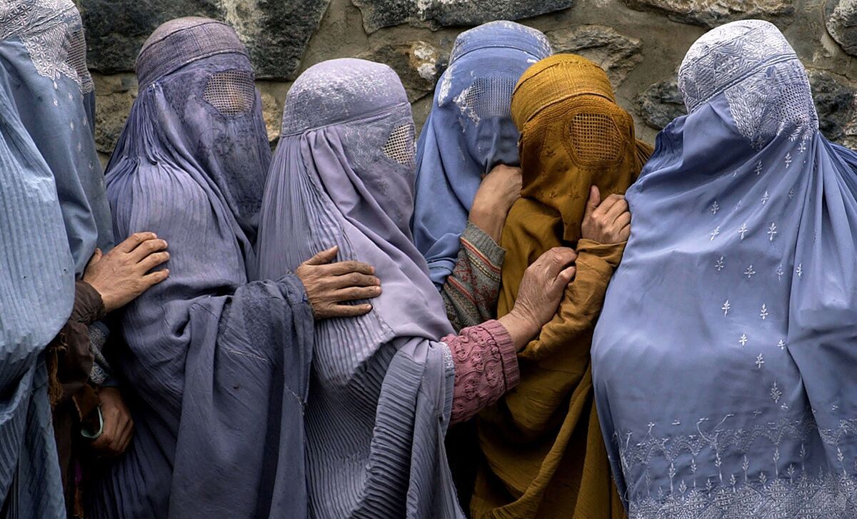 What Will Happen to Women in Afghanistan? The History of Women's Rights -  Bloomberg