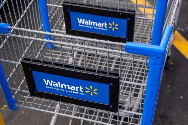 Walmart Stores Ahead Of Earning Figures 