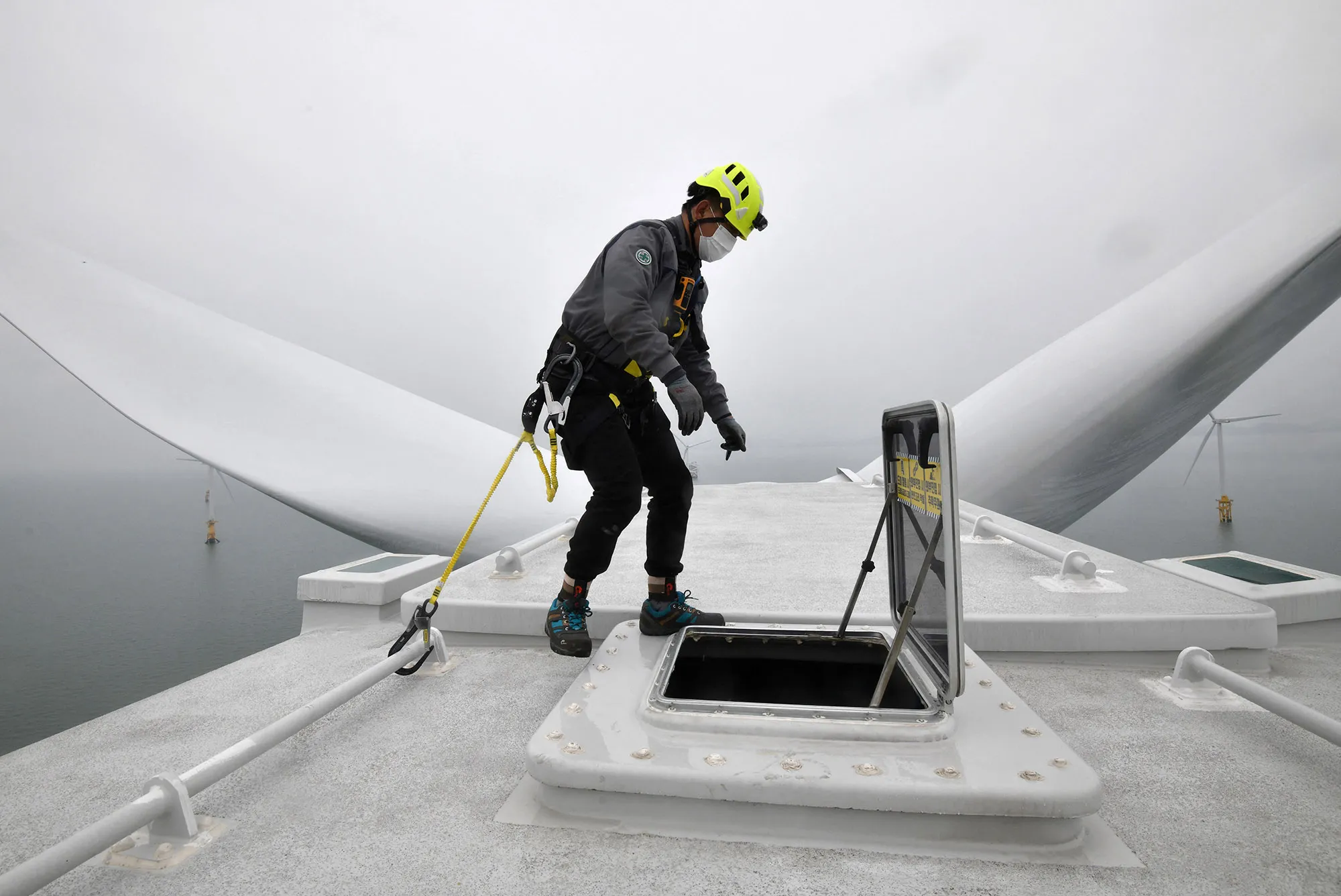 SKOREA-ENERGY-CLIMATE-WIND-FISHING