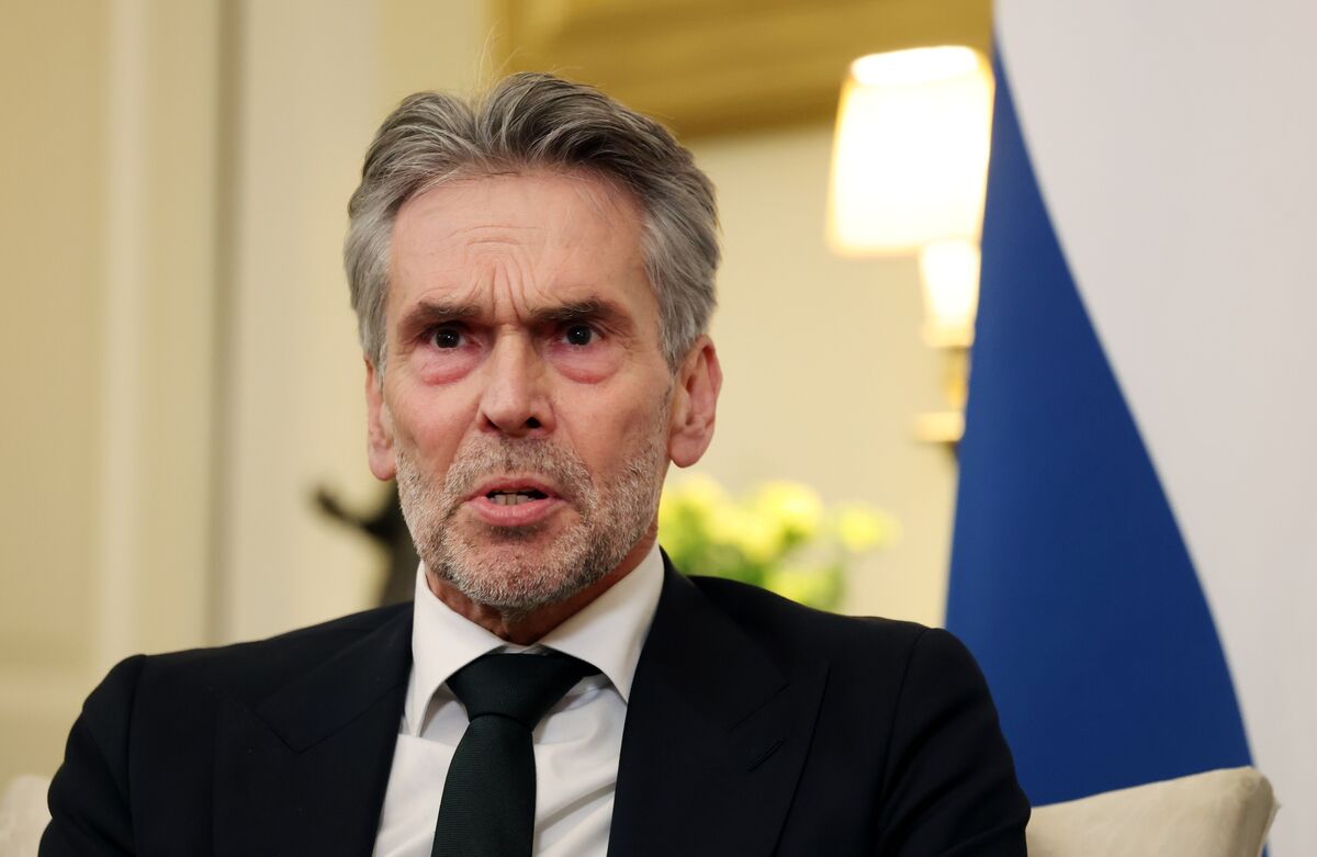 🟪"Olanda in Crisi: Il Ritiro di Wilders Fa Cadere il Governo e Porta a Mesi di Incertezze"