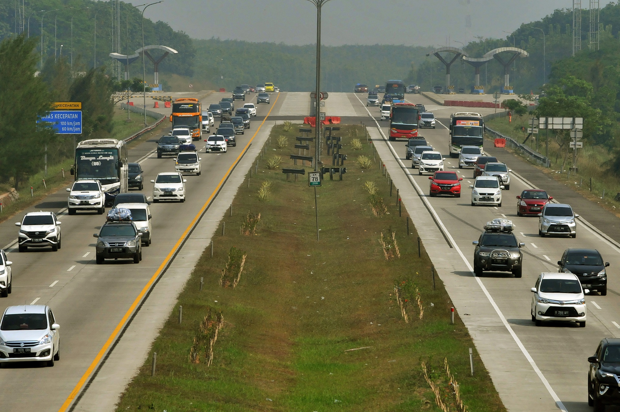 Malaysia Wealth Fund Got M Offer For Indonesia Toll Road Bloomberg