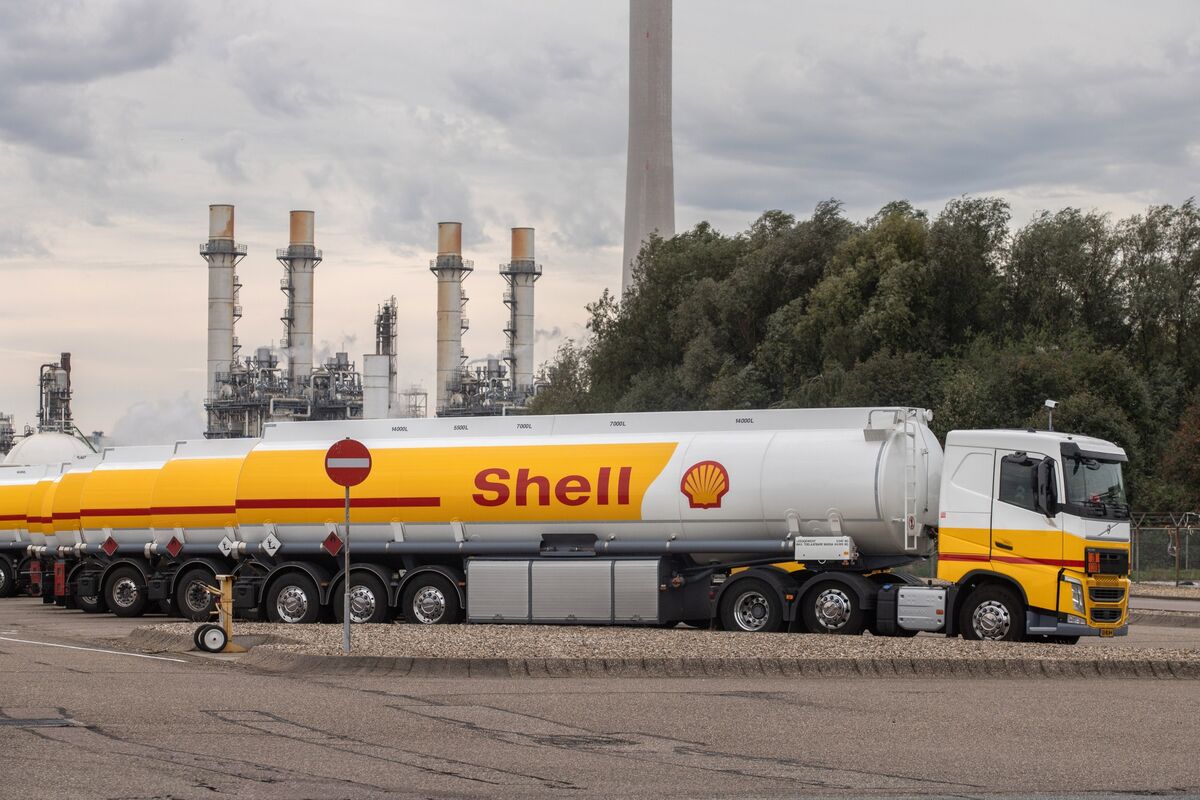 Shell Set to Boost Dividend 38 at Capital Markets Day, RBC Says