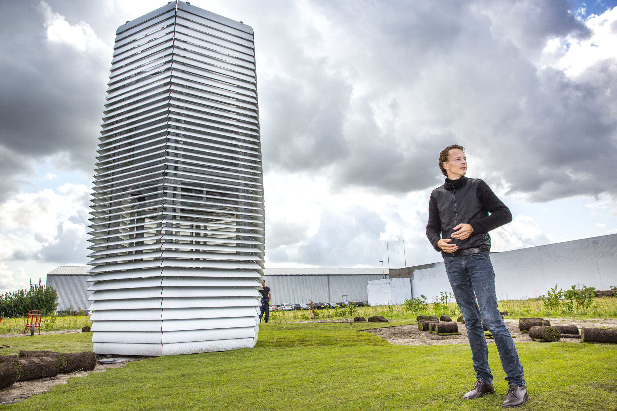 Daan Roosegaarde with his smog-free tower.
