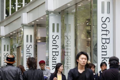 Softbank Said to Have Deal to Buy 70% of Sprint, CNBC Says