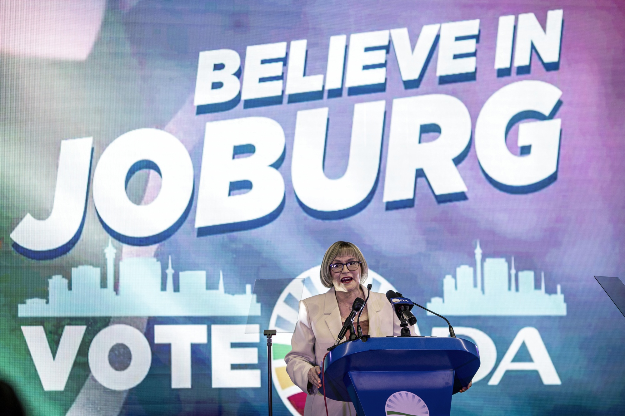 SOWETO, SOUTH AFRICA - SEPTEMBER 20: Democratic Alliance (DA) leader Helen Zille speaks after being announced as the mayor candidate for the party on September 20, 2025 in Soweto, South Africa. Helen Zille will likely go head-to-head with the ANC's Dada Morero for the position of Mayor of Johannesburg at next year's local government elections. The elections are set to be held between 2 November 2026 and the end of January 2027. (Photo by Per-Anders Pettersson/Getty Images)
