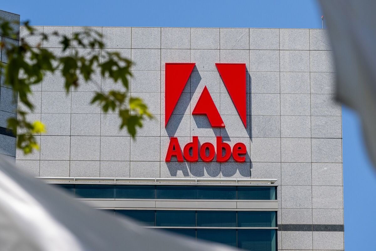 Adobe Forecast Misses Estimates, Renewing Fears About AI Impact