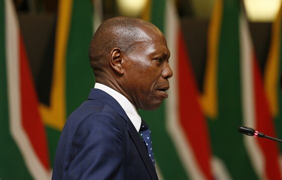 Scandal Clouds South African Health Chief’s Political Ambitions