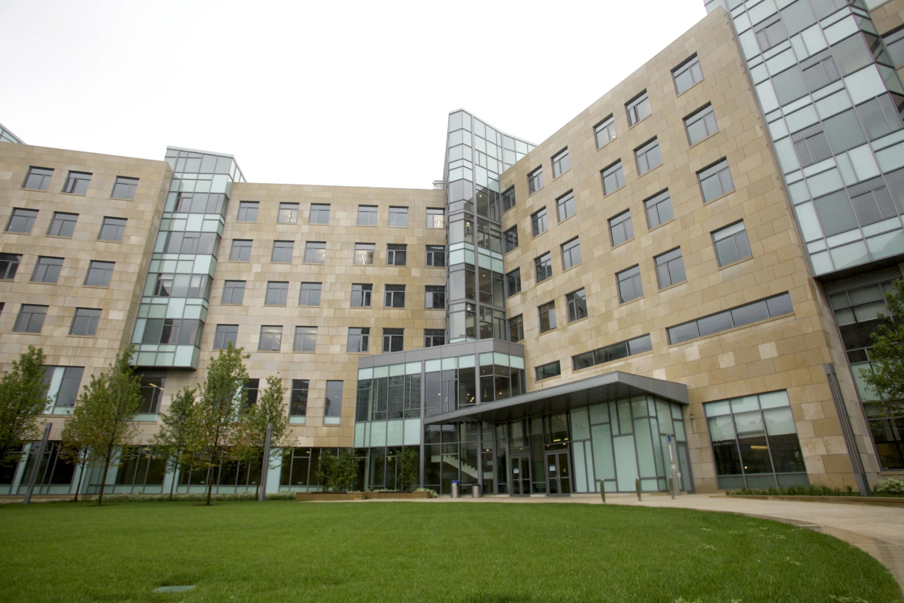 The Sloan school at the Massachusetts Institute of Technology came out on top.