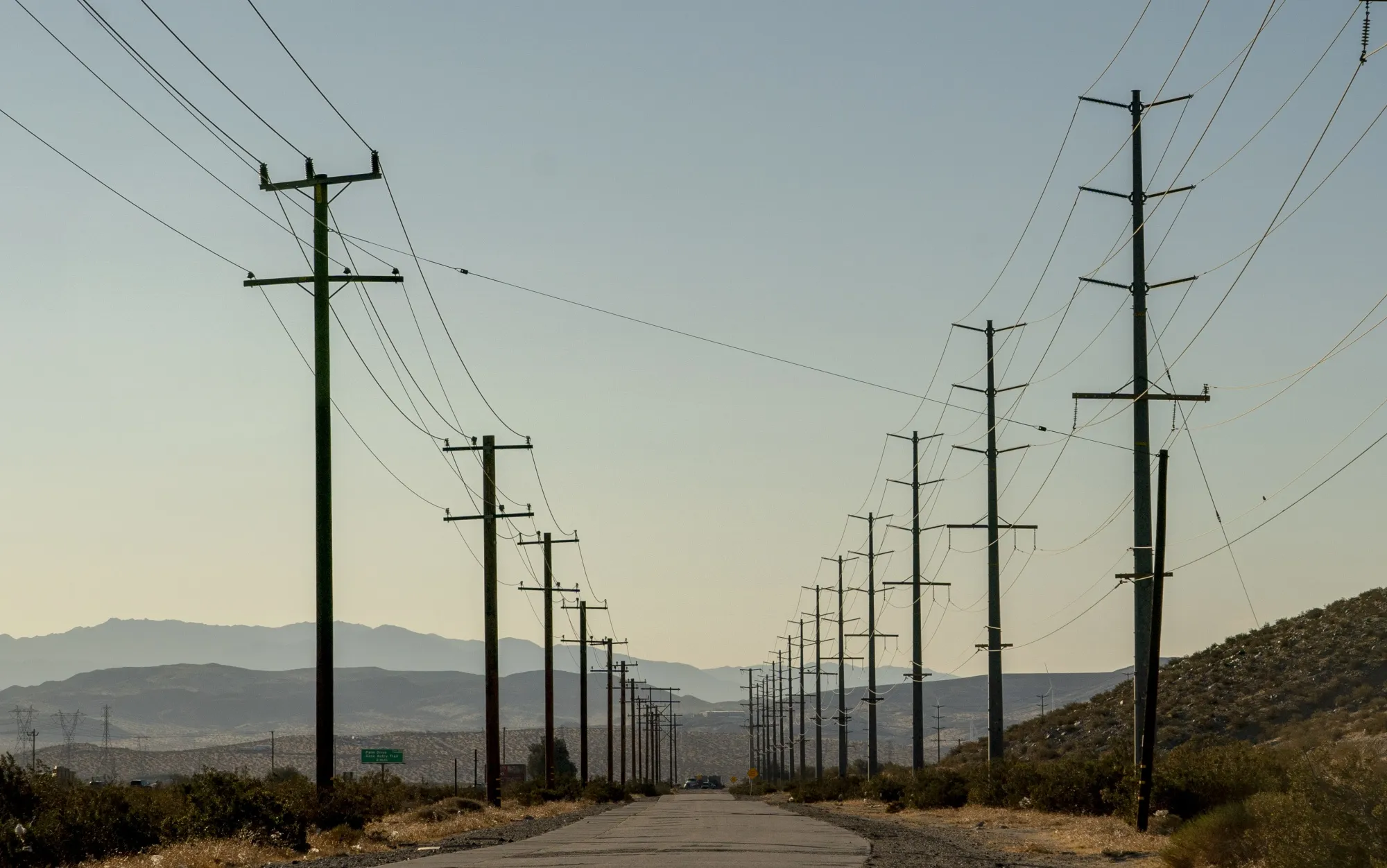 Power lines&nbsp;in Palm Springs, California.