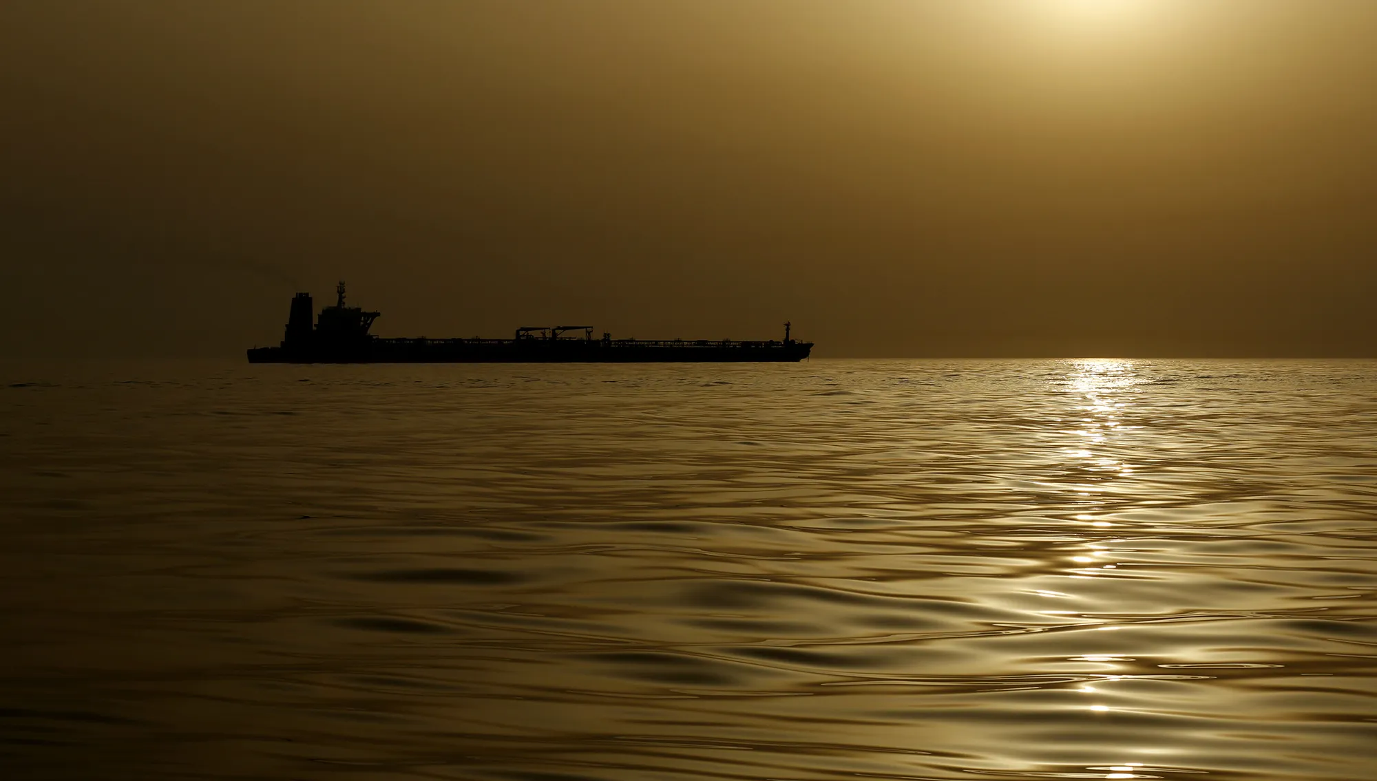 Russia shipped 3.68 million barrels a day of crude in the four weeks to Dec. 7, but undelivered barrels hit a new high.