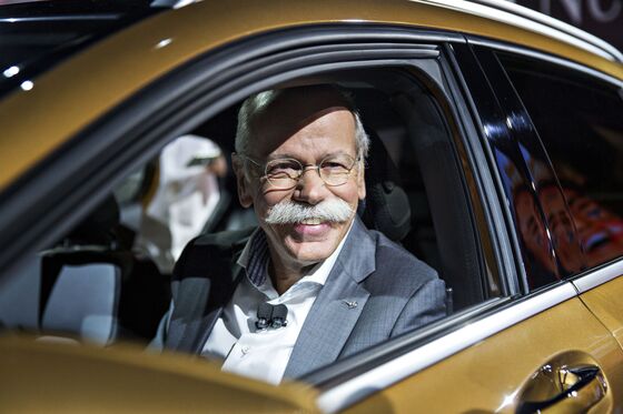 Daimler Sees ‘Slight’ Profit Gain This Year After Drop in 2018