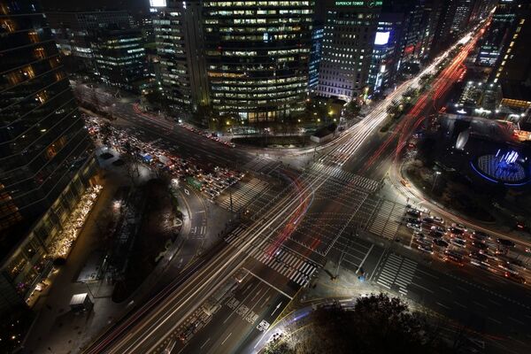 South Korea says two global banks conducted naked short selling as it probes the practice