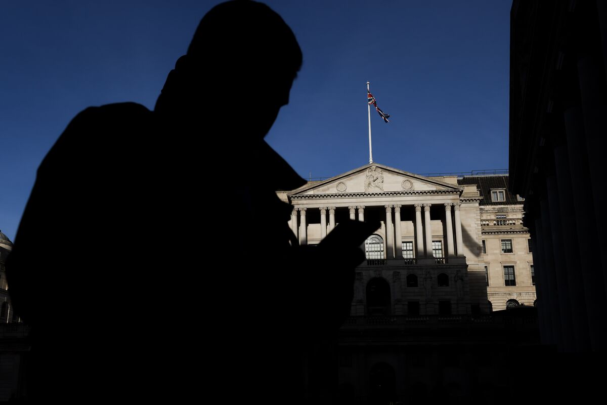 Bank of England Signals Interest Rate Cuts Possible Once Inflation ...