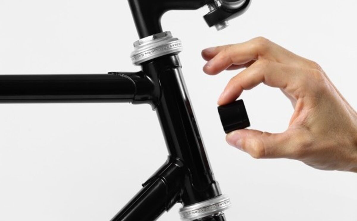 Sleek, Magnetic Bike Lights and Bells From Palomar Will Help You