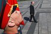 Bloomberg View: Putin's Phony War on Corruption