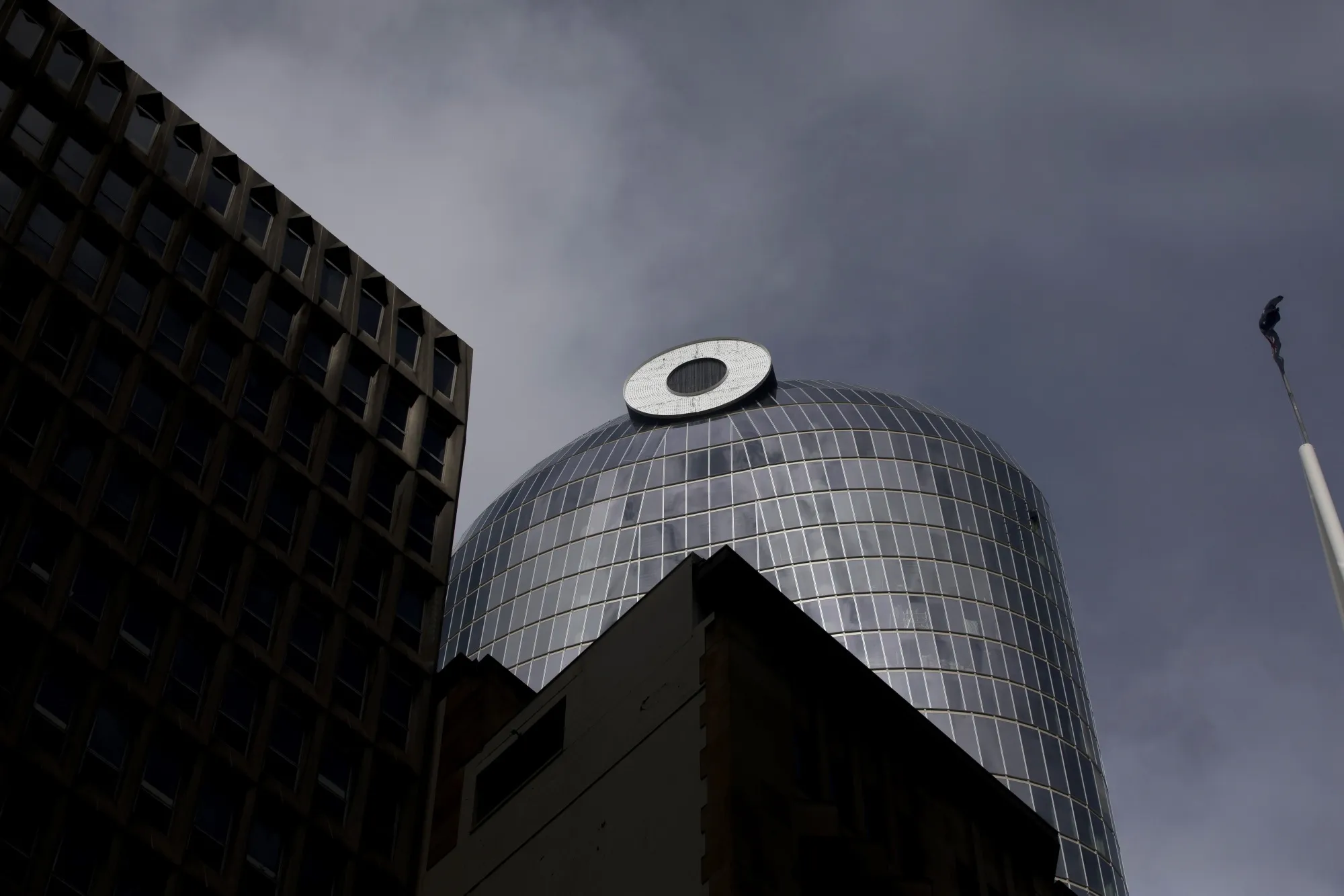 The Macquarie Group&nbsp;logo atop the 1 Elizabeth building in Sydney.