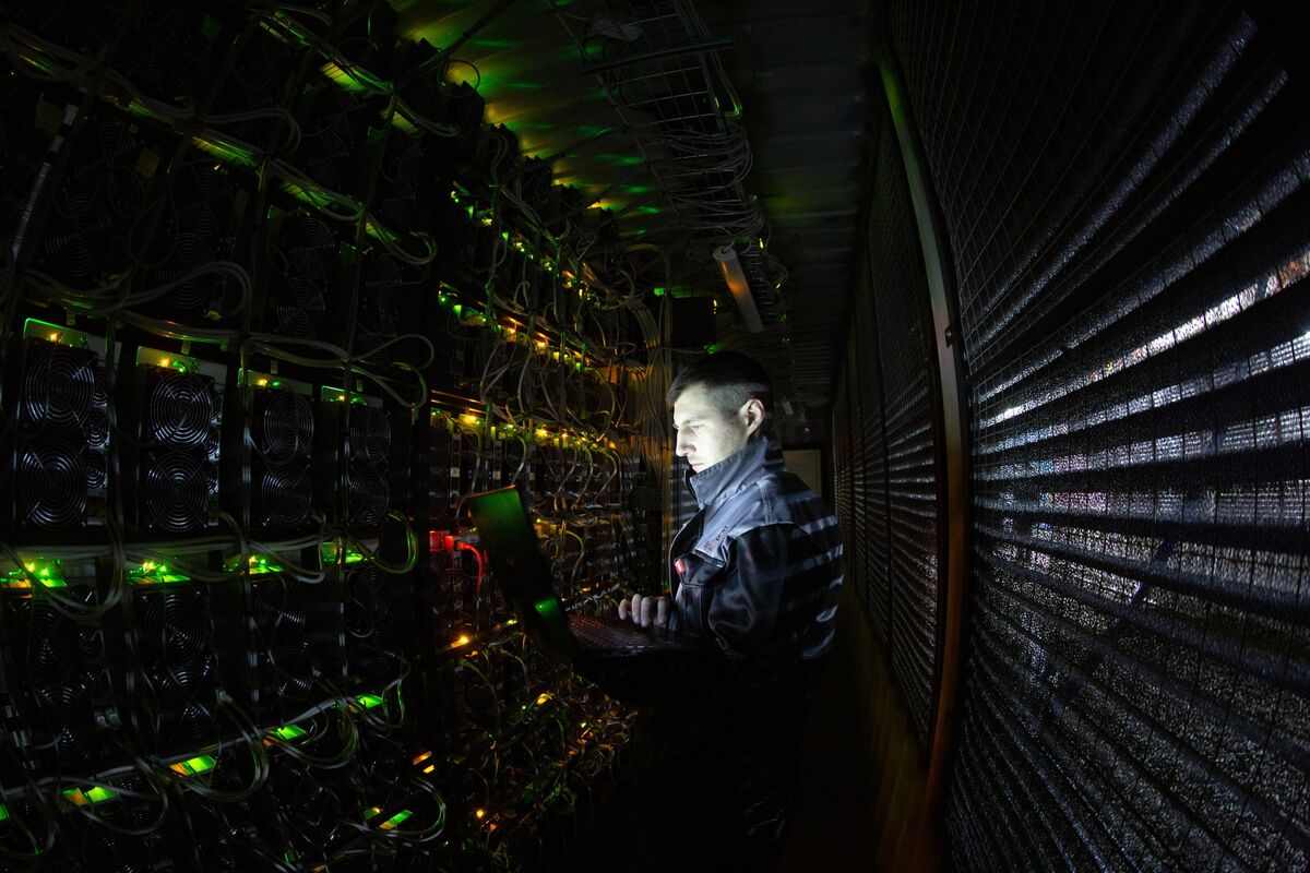 Bitcoin (BTC USD) Cryptocurrency Mining in Arctic Circle as Price Rises:  Photos - Bloomberg