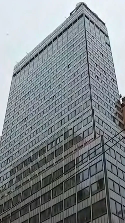 Midtown Building Watch Midtown Manhattan Buildings Evacuated After Collapse Warning ...