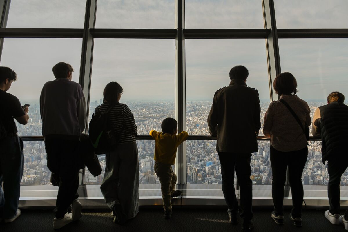 Trái phiếu dài hạn của Nhật Bản giảm giá do lo ngại về tài chính ngày càng gia tăng