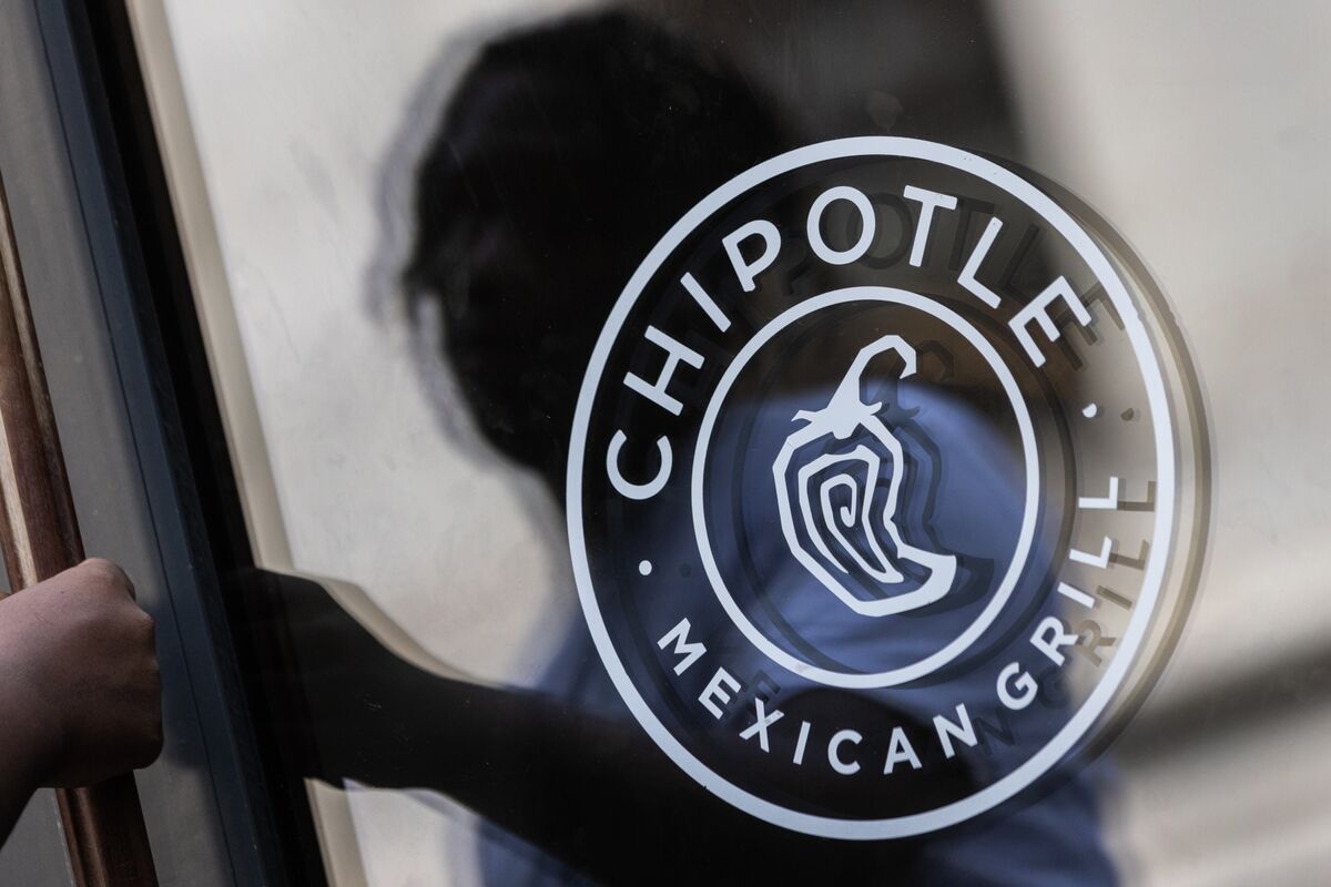 
                            Chipotle Pulled Jalapeños Tied to Minnesota Salmonella Cases